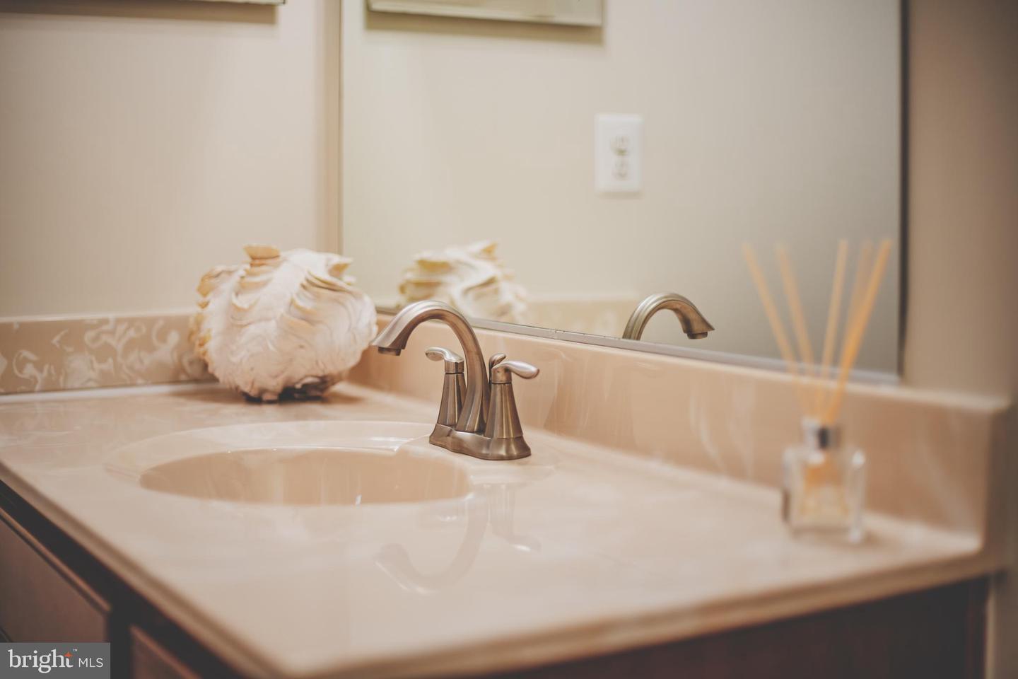 43803 KINGSTON STATION TER, ASHBURN, Virginia 20148, 3 Bedrooms Bedrooms, ,2 BathroomsBathrooms,Residential,For sale,43803 KINGSTON STATION TER,VALO2115688 MLS # VALO2115688 43803 KINGSTON STATION TER, ASHBURN, Virginia 20148, 3 Bedrooms Bedrooms, ,2 BathroomsBathrooms,Residential,For sale,43803 KINGSTON STATION TER,VALO2115688 MLS # VALO2115688