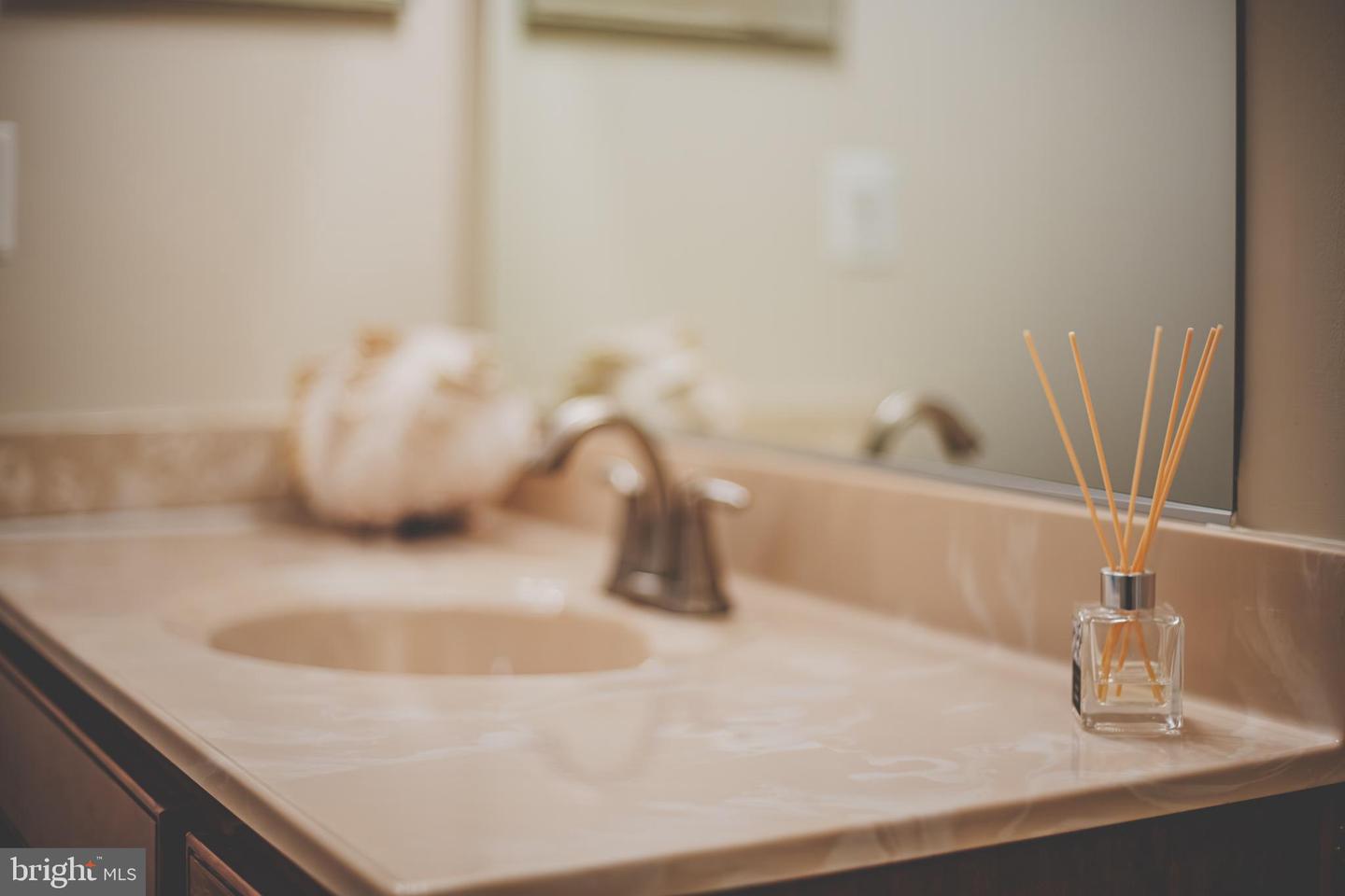 43803 KINGSTON STATION TER, ASHBURN, Virginia 20148, 3 Bedrooms Bedrooms, ,2 BathroomsBathrooms,Residential,For sale,43803 KINGSTON STATION TER,VALO2115688 MLS # VALO2115688 43803 KINGSTON STATION TER, ASHBURN, Virginia 20148, 3 Bedrooms Bedrooms, ,2 BathroomsBathrooms,Residential,For sale,43803 KINGSTON STATION TER,VALO2115688 MLS # VALO2115688