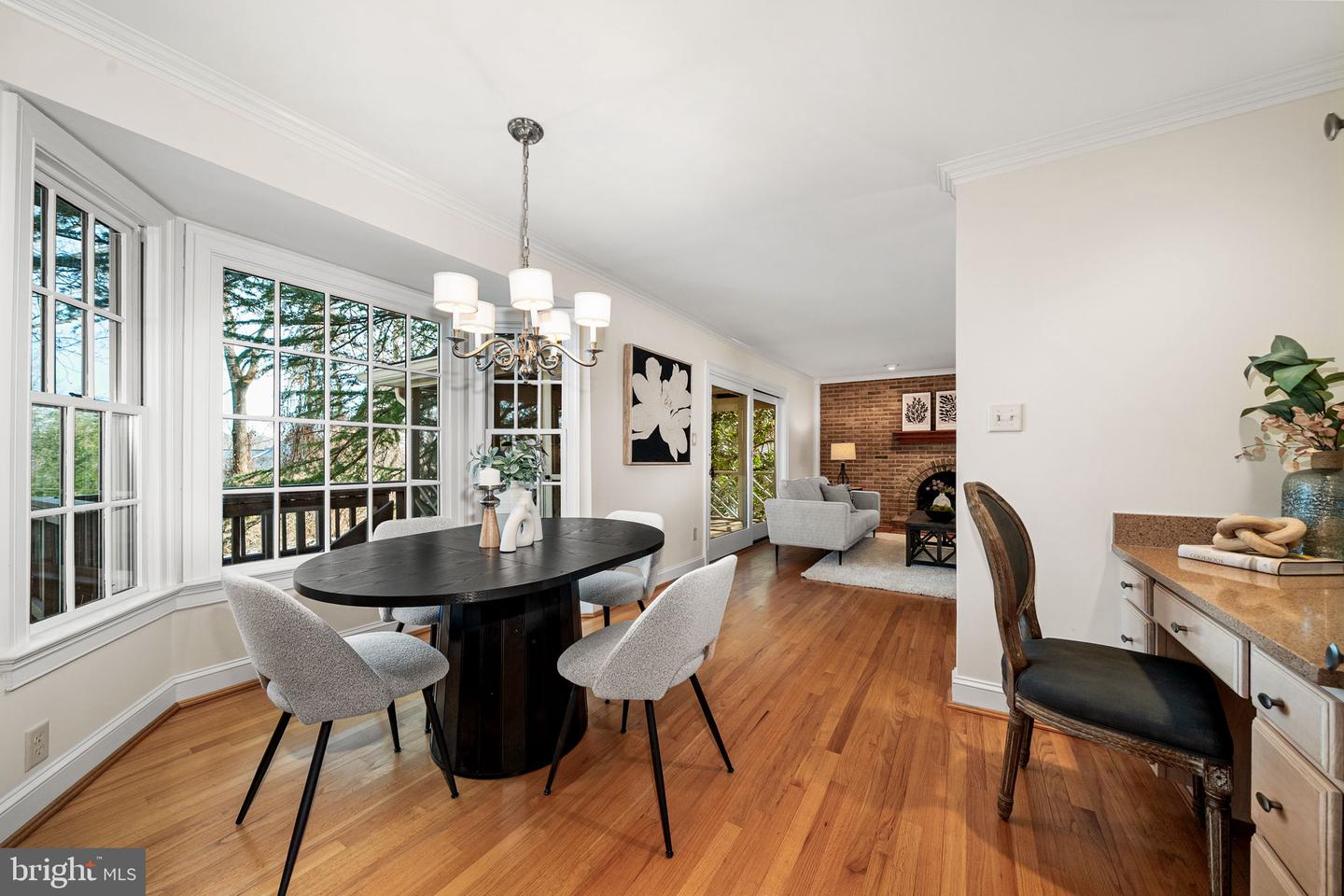 8311 CHAPEL LAKE CT, ANNANDALE, Virginia 22003, 5 Bedrooms Bedrooms, ,3 BathroomsBathrooms,Residential,For sale,8311 CHAPEL LAKE CT,VAFX2290376 MLS # VAFX2290376