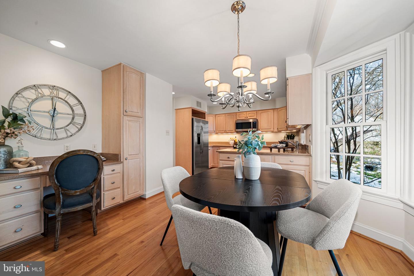 8311 CHAPEL LAKE CT, ANNANDALE, Virginia 22003, 5 Bedrooms Bedrooms, ,3 BathroomsBathrooms,Residential,For sale,8311 CHAPEL LAKE CT,VAFX2290376 MLS # VAFX2290376