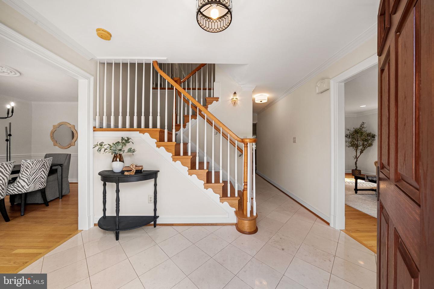 8311 CHAPEL LAKE CT, ANNANDALE, Virginia 22003, 5 Bedrooms Bedrooms, ,3 BathroomsBathrooms,Residential,For sale,8311 CHAPEL LAKE CT,VAFX2290376 MLS # VAFX2290376