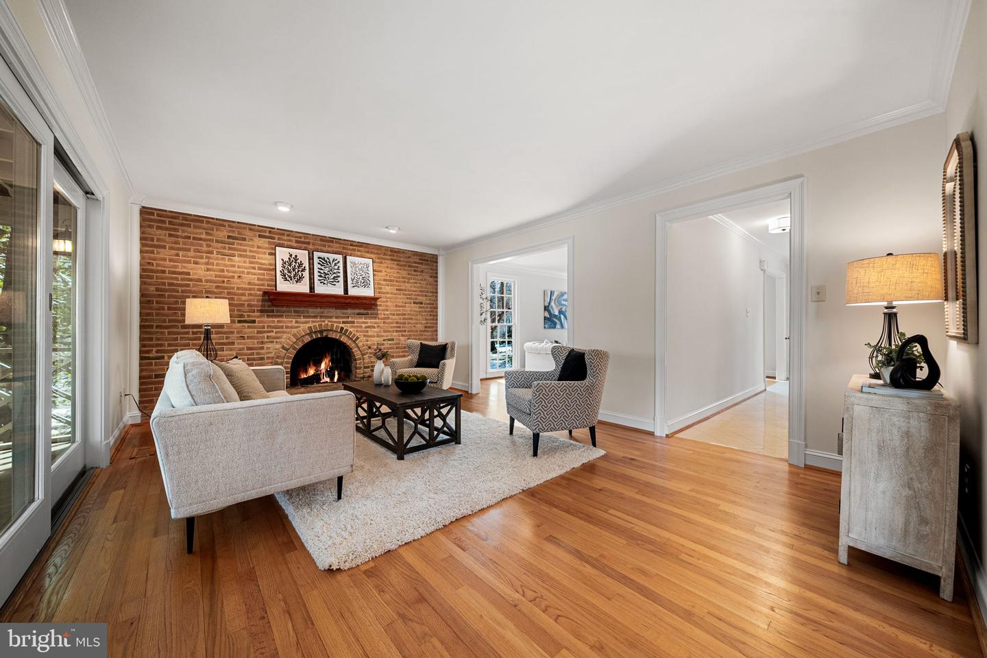 8311 CHAPEL LAKE CT, ANNANDALE, Virginia 22003, 5 Bedrooms Bedrooms, ,3 BathroomsBathrooms,Residential,For sale,8311 CHAPEL LAKE CT,VAFX2290376 MLS # VAFX2290376