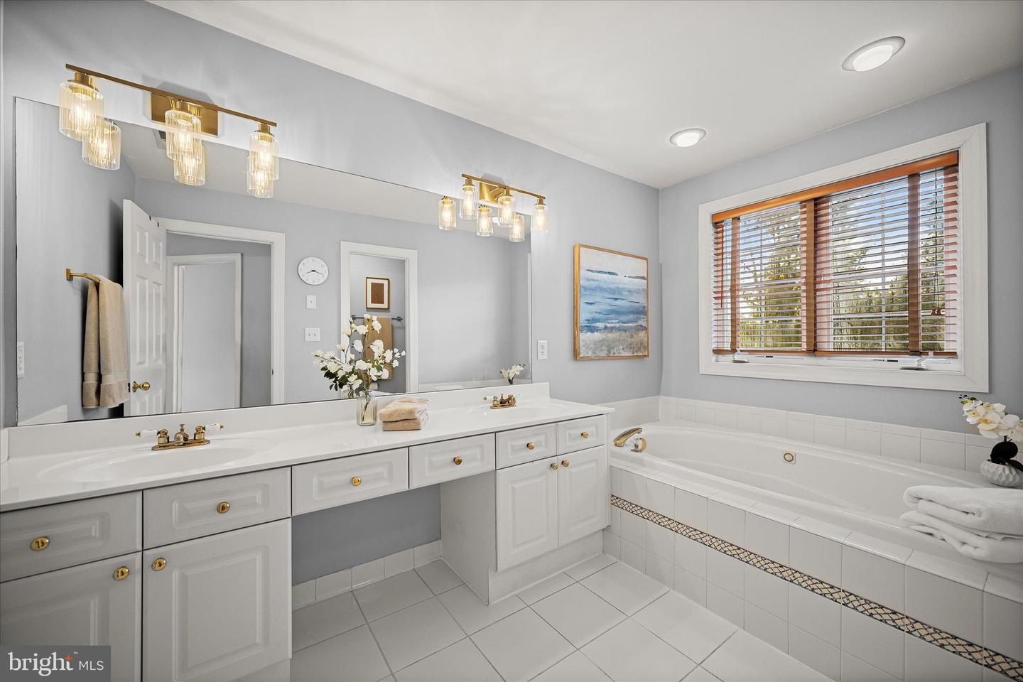 37009 PHILOMONT RD, PURCELLVILLE, Virginia 20132, 5 Bedrooms Bedrooms, ,3 BathroomsBathrooms,Residential,For sale,37009 PHILOMONT RD,VALO2115692 MLS # VALO2115692