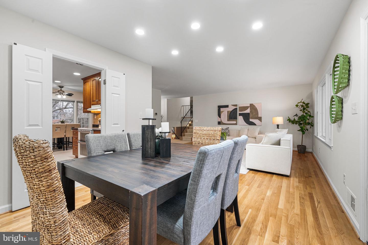 6627 KENNEDY LN, FALLS CHURCH, Virginia 22042, 4 Bedrooms Bedrooms, ,3 BathroomsBathrooms,Residential,For sale,6627 KENNEDY LN,VAFX2290388 MLS # VAFX2290388