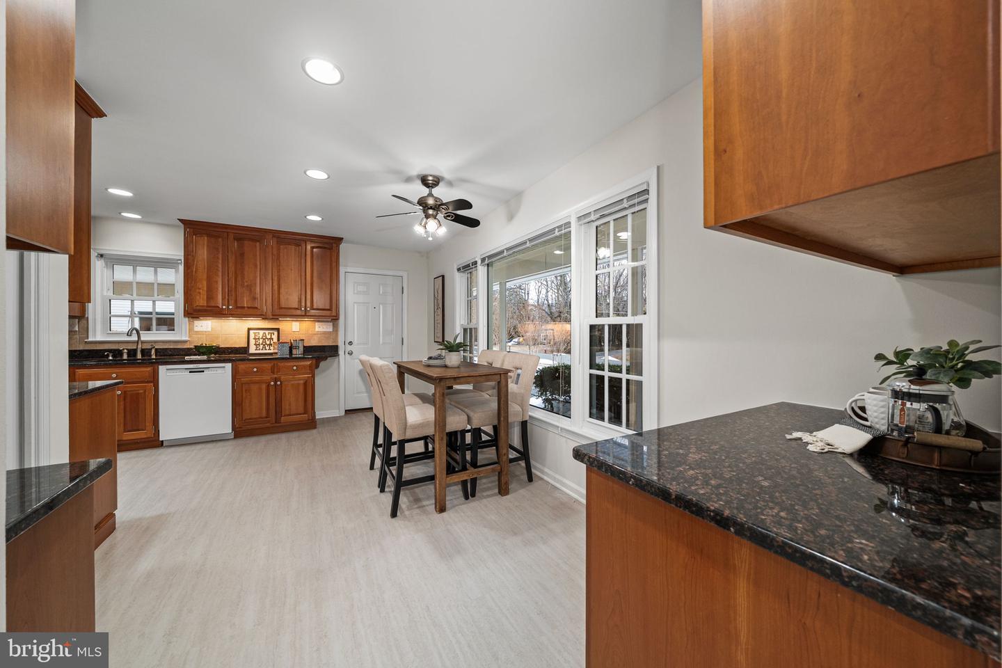 6627 KENNEDY LN, FALLS CHURCH, Virginia 22042, 4 Bedrooms Bedrooms, ,3 BathroomsBathrooms,Residential,For sale,6627 KENNEDY LN,VAFX2290388 MLS # VAFX2290388