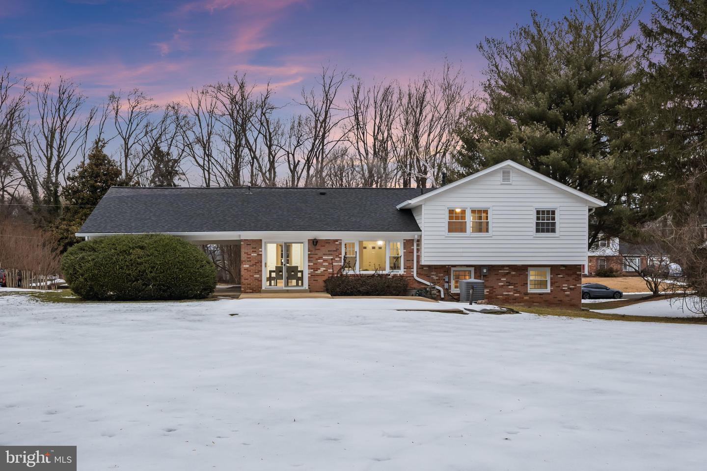 6627 KENNEDY LN, FALLS CHURCH, Virginia 22042, 4 Bedrooms Bedrooms, ,3 BathroomsBathrooms,Residential,For sale,6627 KENNEDY LN,VAFX2290388 MLS # VAFX2290388