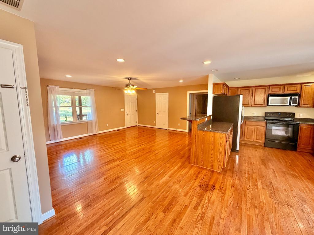 804 CHESTNUT AVE, MINERAL, Virginia 23117, 3 Bedrooms Bedrooms, ,3 BathroomsBathrooms,Residential,804 CHESTNUT AVE,VALA2008606 MLS # VALA2008606 804 CHESTNUT AVE, MINERAL, Virginia 23117, 3 Bedrooms Bedrooms, ,3 BathroomsBathrooms,Residential,804 CHESTNUT AVE,VALA2008606 MLS # VALA2008606