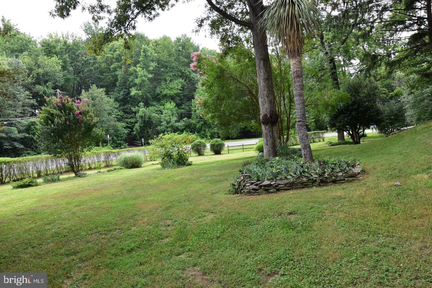 7201 BARRY RD, ALEXANDRIA, Virginia 22315, ,Land,For sale,7201 BARRY RD,VAFX2287134 MLS # VAFX2287134 7201 BARRY RD, ALEXANDRIA, Virginia 22315, ,Land,For sale,7201 BARRY RD,VAFX2287134 MLS # VAFX2287134