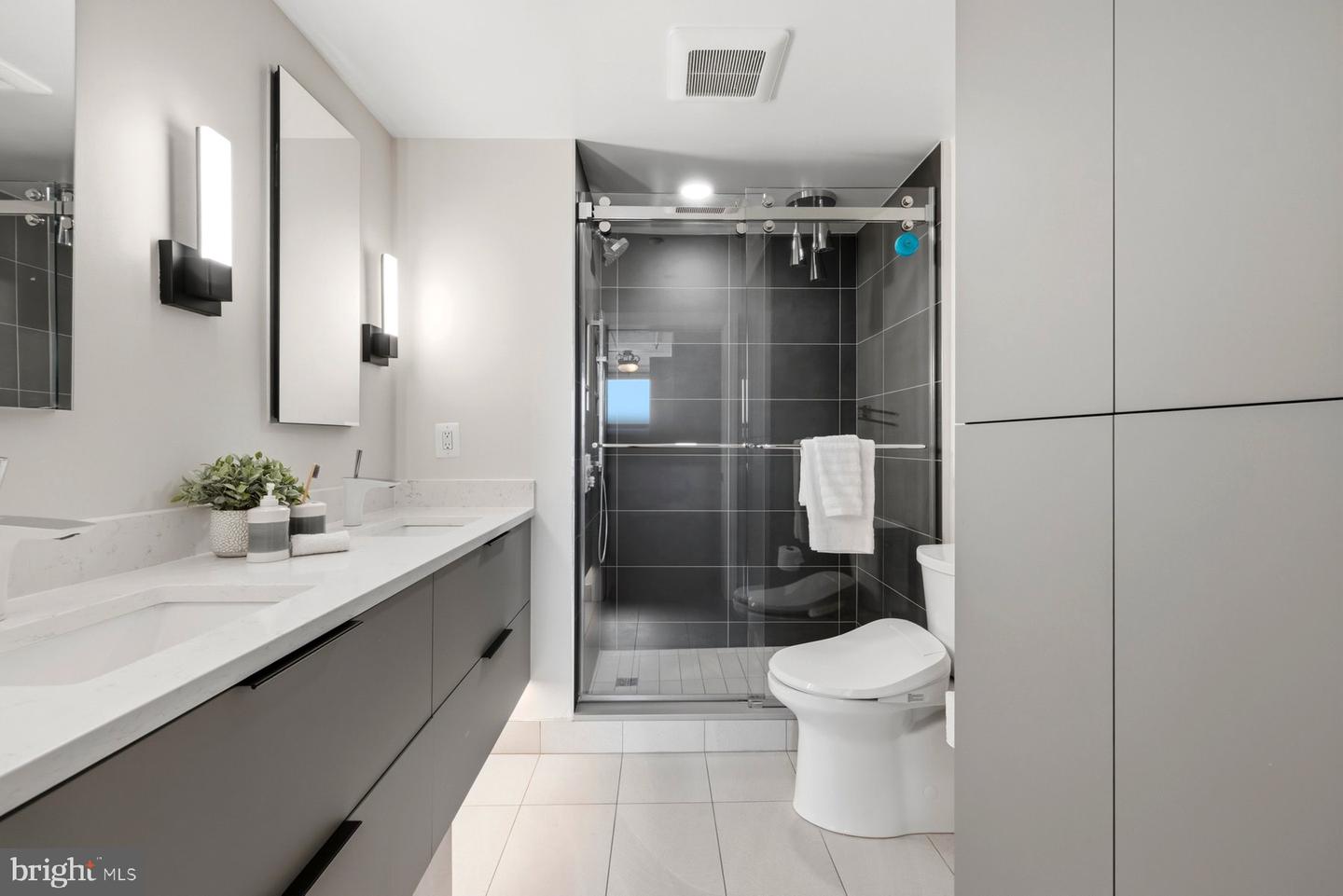 2750 14TH ST NW #603, WASHINGTON, District Of Columbia 20009, 3 Bedrooms Bedrooms, ,2 BathroomsBathrooms,Residential,For sale,2750 14TH ST NW #603,DCDC2246074 MLS # DCDC2246074