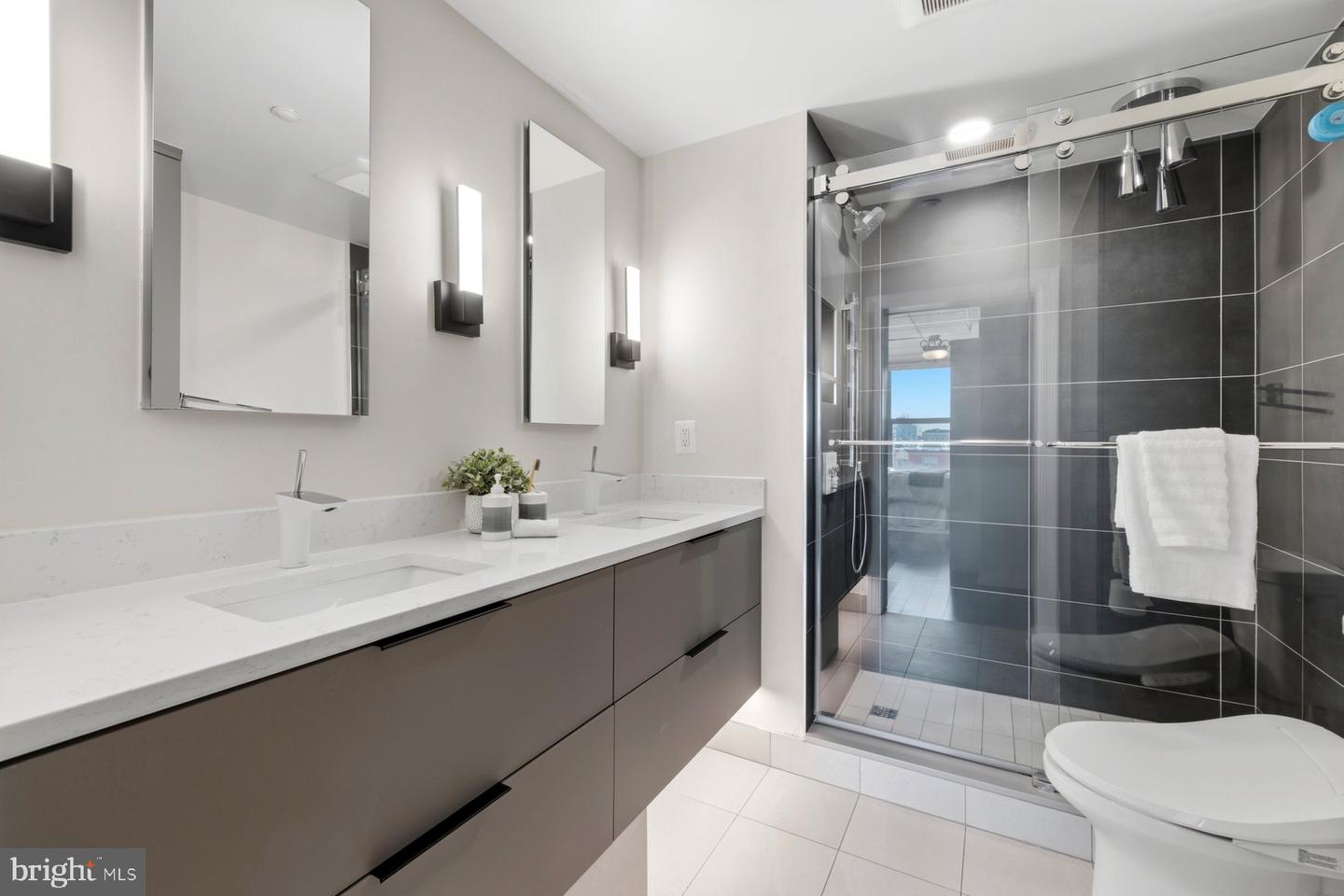 2750 14TH ST NW #603, WASHINGTON, District Of Columbia 20009, 3 Bedrooms Bedrooms, ,2 BathroomsBathrooms,Residential,For sale,2750 14TH ST NW #603,DCDC2246074 MLS # DCDC2246074