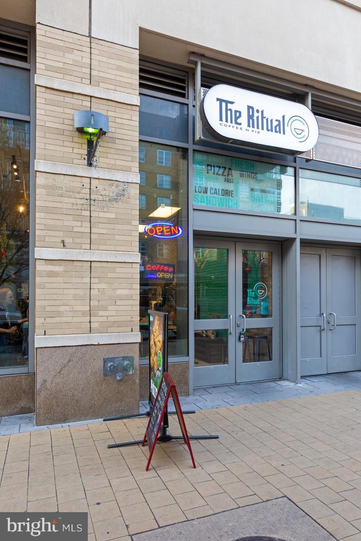 2750 14TH ST NW #603, WASHINGTON, District Of Columbia 20009, 3 Bedrooms Bedrooms, ,2 BathroomsBathrooms,Residential,For sale,2750 14TH ST NW #603,DCDC2246074 MLS # DCDC2246074