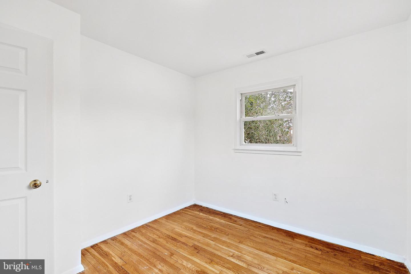 14508 FULLERTON RD, WOODBRIDGE, Virginia 22193, 4 Bedrooms Bedrooms, ,2 BathroomsBathrooms,Residential,For sale,14508 FULLERTON RD,VAPW2112472 MLS # VAPW2112472