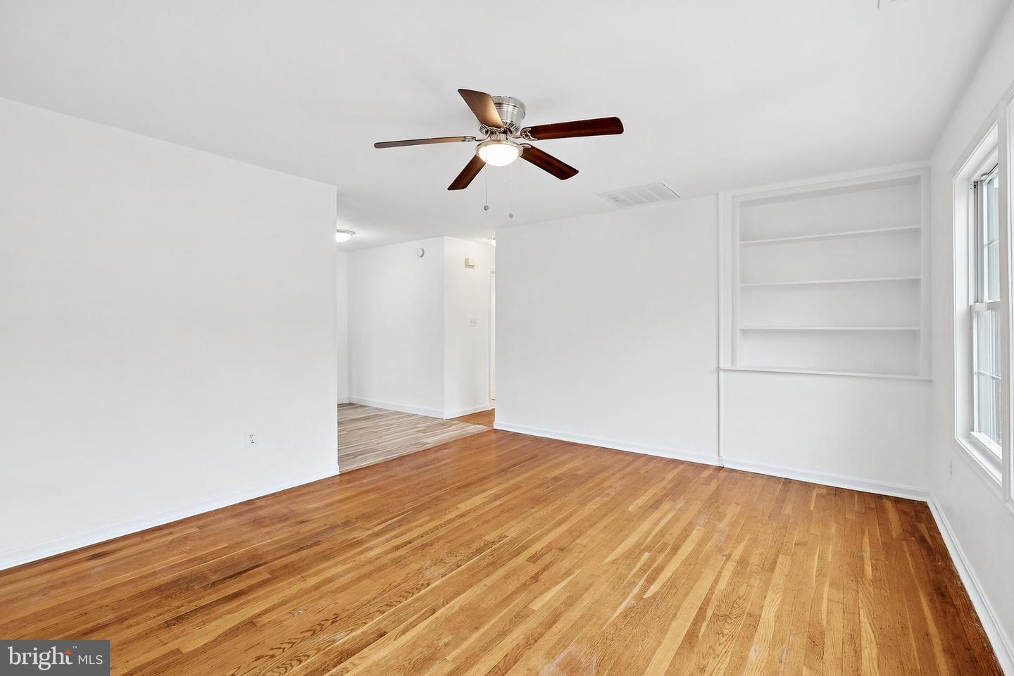 14508 FULLERTON RD, WOODBRIDGE, Virginia 22193, 4 Bedrooms Bedrooms, ,2 BathroomsBathrooms,Residential,For sale,14508 FULLERTON RD,VAPW2112472 MLS # VAPW2112472