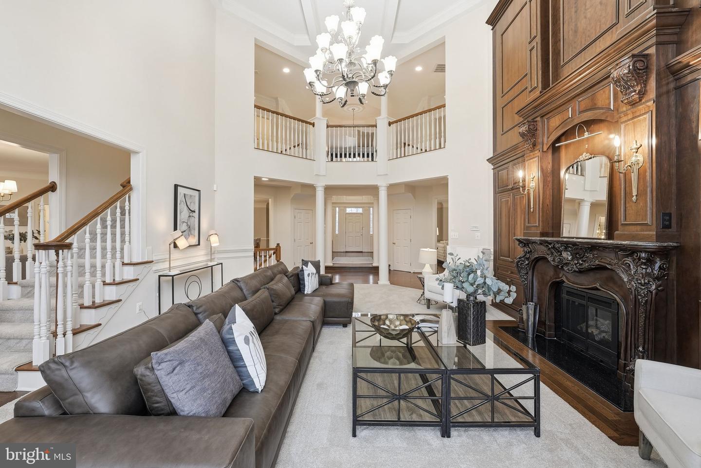 11588 CEDAR CHASE RD, HERNDON, Virginia 20170, 5 Bedrooms Bedrooms, ,5 BathroomsBathrooms,Residential,For sale,11588 CEDAR CHASE RD,VAFX2291088 MLS # VAFX2291088