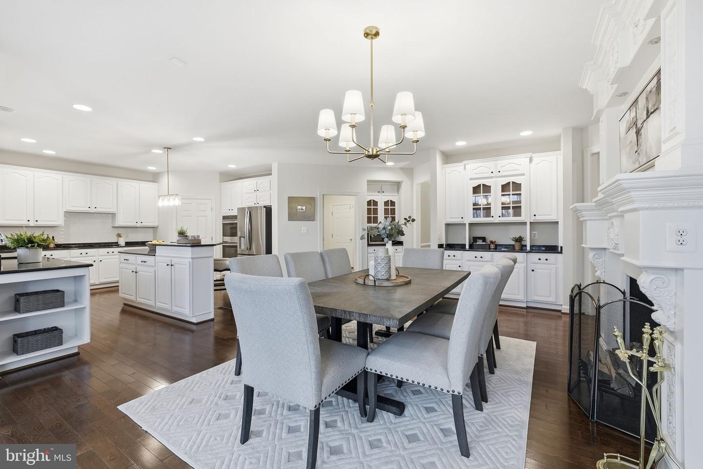 11588 CEDAR CHASE RD, HERNDON, Virginia 20170, 5 Bedrooms Bedrooms, ,5 BathroomsBathrooms,Residential,For sale,11588 CEDAR CHASE RD,VAFX2291088 MLS # VAFX2291088