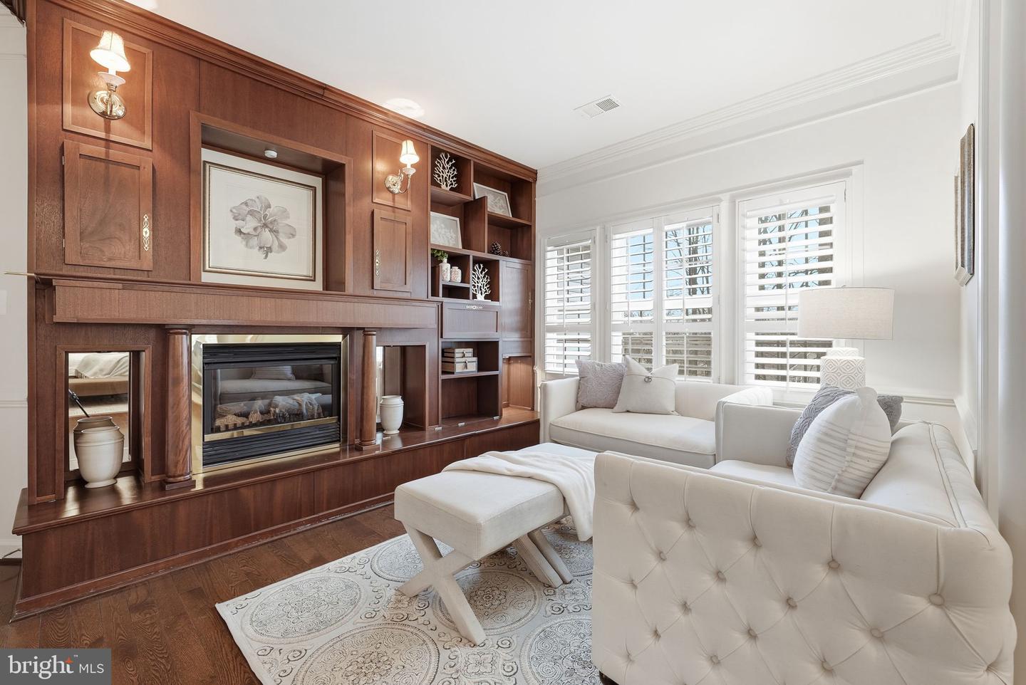 11588 CEDAR CHASE RD, HERNDON, Virginia 20170, 5 Bedrooms Bedrooms, ,5 BathroomsBathrooms,Residential,For sale,11588 CEDAR CHASE RD,VAFX2291088 MLS # VAFX2291088