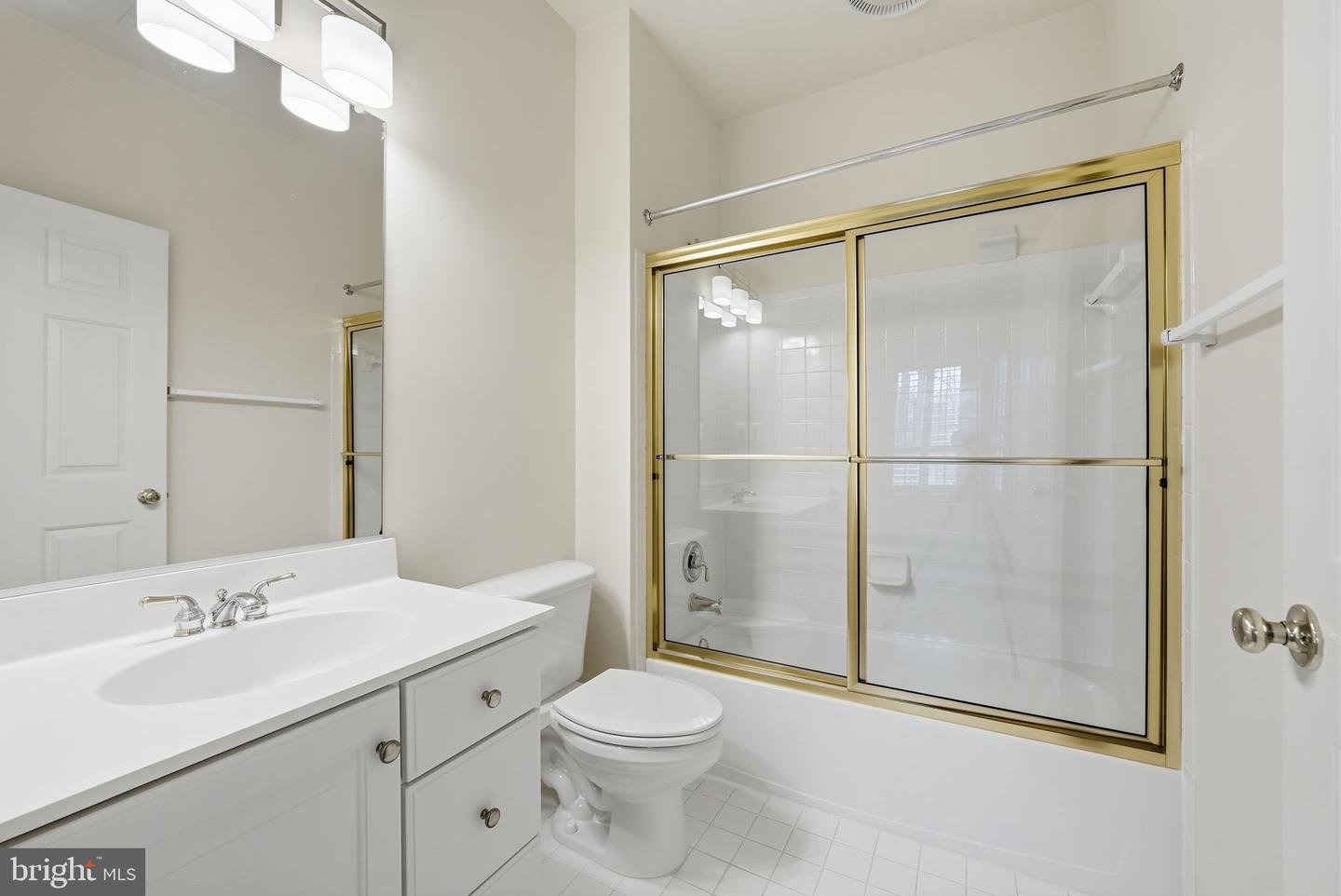 11588 CEDAR CHASE RD, HERNDON, Virginia 20170, 5 Bedrooms Bedrooms, ,5 BathroomsBathrooms,Residential,For sale,11588 CEDAR CHASE RD,VAFX2291088 MLS # VAFX2291088