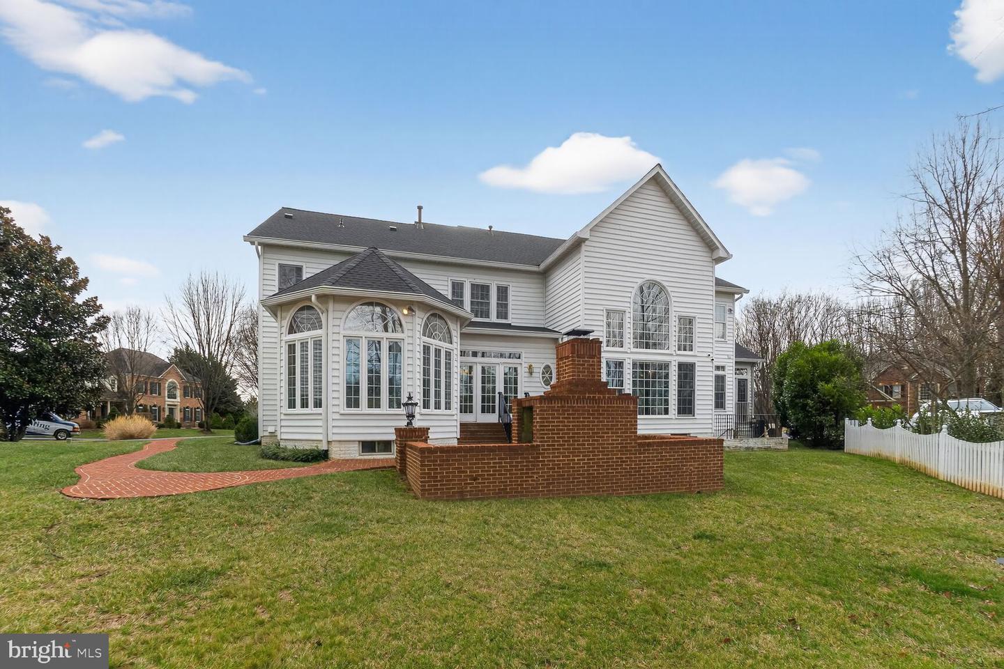 11588 CEDAR CHASE RD, HERNDON, Virginia 20170, 5 Bedrooms Bedrooms, ,5 BathroomsBathrooms,Residential,For sale,11588 CEDAR CHASE RD,VAFX2291088 MLS # VAFX2291088