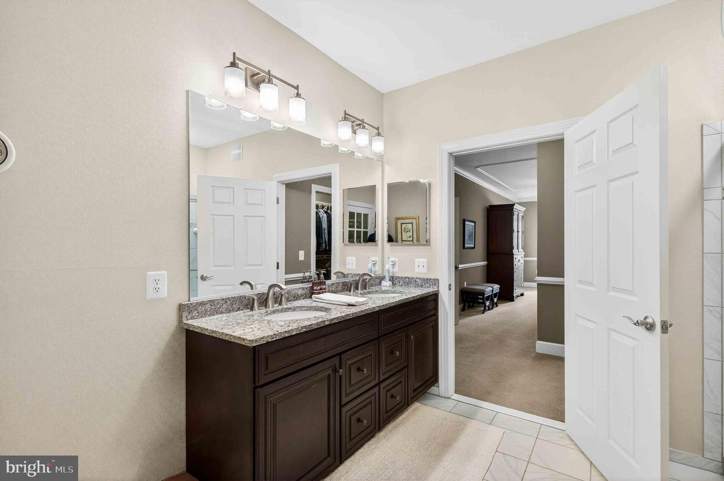 15251 ROYAL CREST DR #103, HAYMARKET, Virginia 20169, 2 Bedrooms Bedrooms, ,2 BathroomsBathrooms,Residential,For sale,15251 ROYAL CREST DR #103,VAPW2112500 MLS # VAPW2112500