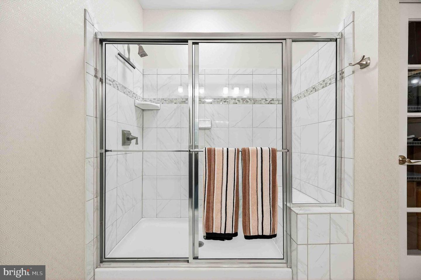 15251 ROYAL CREST DR #103, HAYMARKET, Virginia 20169, 2 Bedrooms Bedrooms, ,2 BathroomsBathrooms,Residential,For sale,15251 ROYAL CREST DR #103,VAPW2112500 MLS # VAPW2112500