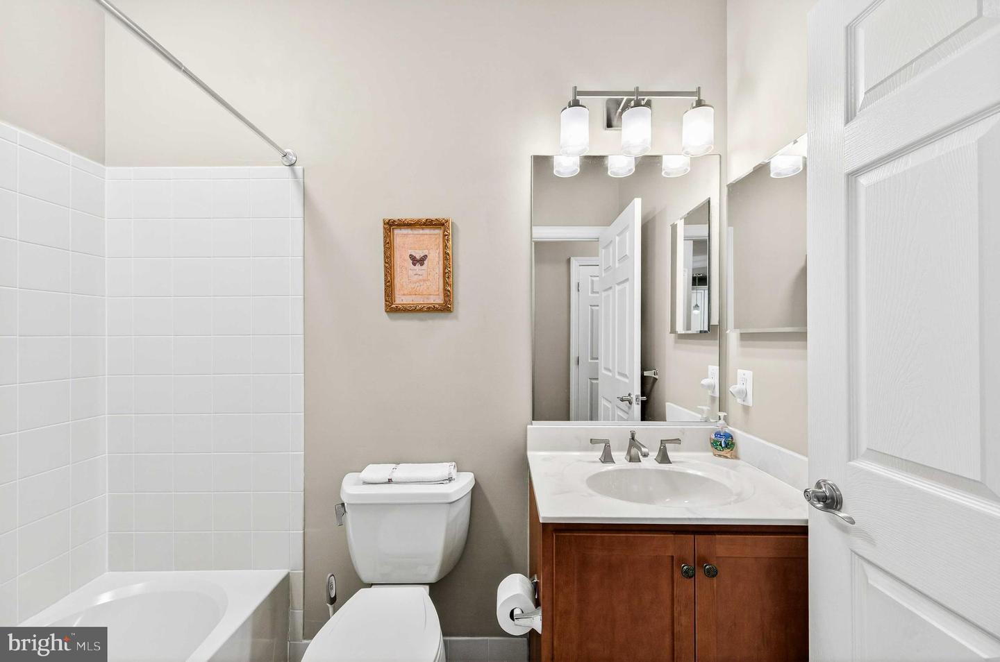 15251 ROYAL CREST DR #103, HAYMARKET, Virginia 20169, 2 Bedrooms Bedrooms, ,2 BathroomsBathrooms,Residential,For sale,15251 ROYAL CREST DR #103,VAPW2112500 MLS # VAPW2112500