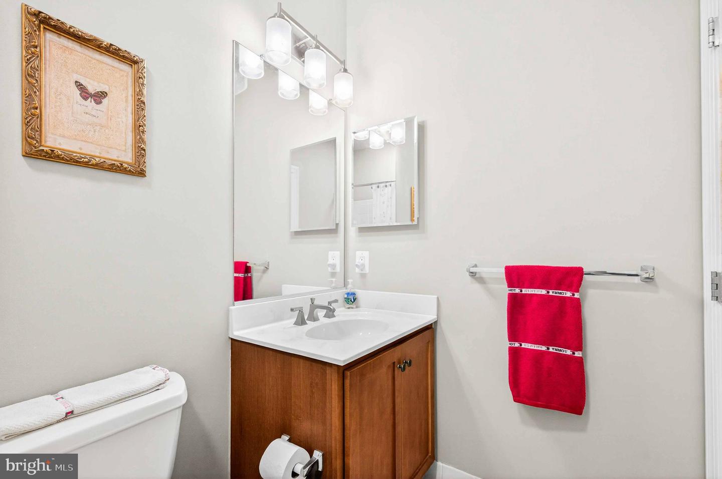 15251 ROYAL CREST DR #103, HAYMARKET, Virginia 20169, 2 Bedrooms Bedrooms, ,2 BathroomsBathrooms,Residential,For sale,15251 ROYAL CREST DR #103,VAPW2112500 MLS # VAPW2112500