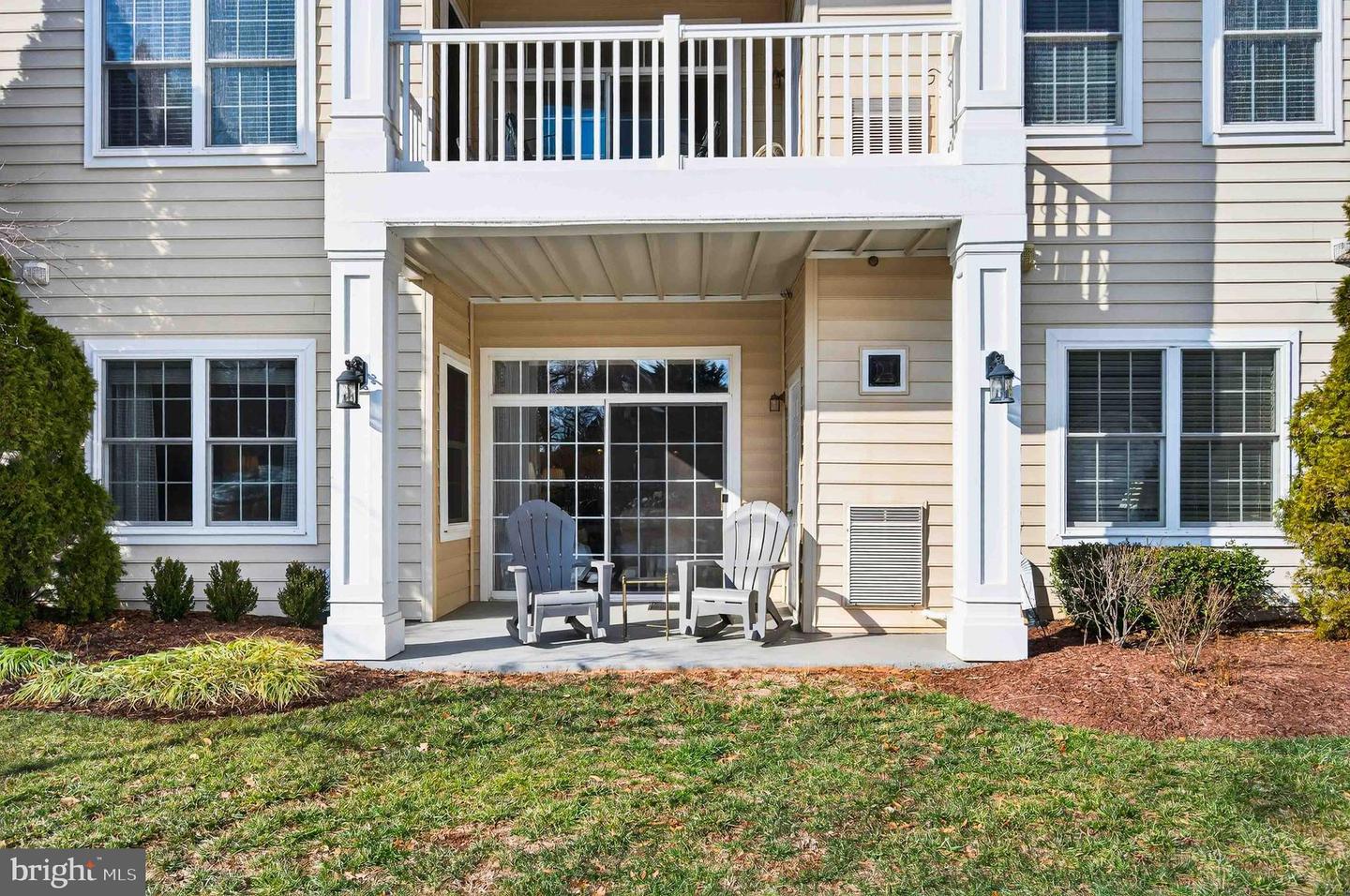 15251 ROYAL CREST DR #103, HAYMARKET, Virginia 20169, 2 Bedrooms Bedrooms, ,2 BathroomsBathrooms,Residential,For sale,15251 ROYAL CREST DR #103,VAPW2112500 MLS # VAPW2112500