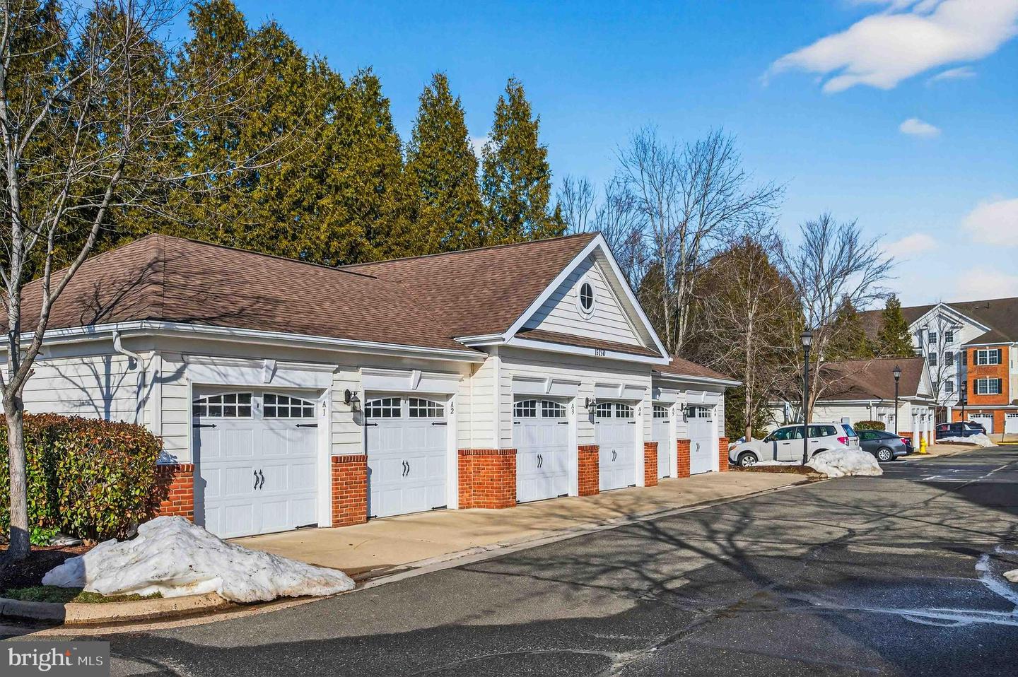 15251 ROYAL CREST DR #103, HAYMARKET, Virginia 20169, 2 Bedrooms Bedrooms, ,2 BathroomsBathrooms,Residential,For sale,15251 ROYAL CREST DR #103,VAPW2112500 MLS # VAPW2112500