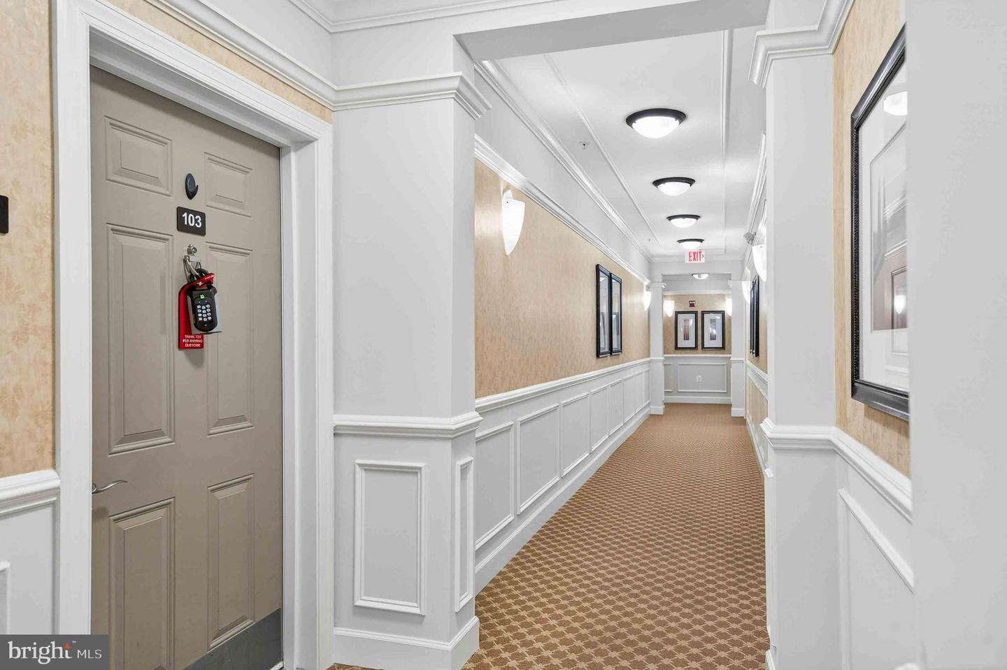 15251 ROYAL CREST DR #103, HAYMARKET, Virginia 20169, 2 Bedrooms Bedrooms, ,2 BathroomsBathrooms,Residential,For sale,15251 ROYAL CREST DR #103,VAPW2112500 MLS # VAPW2112500