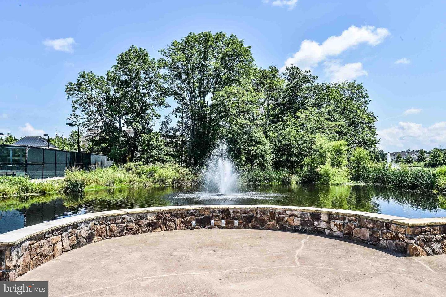 15251 ROYAL CREST DR #103, HAYMARKET, Virginia 20169, 2 Bedrooms Bedrooms, ,2 BathroomsBathrooms,Residential,For sale,15251 ROYAL CREST DR #103,VAPW2112500 MLS # VAPW2112500