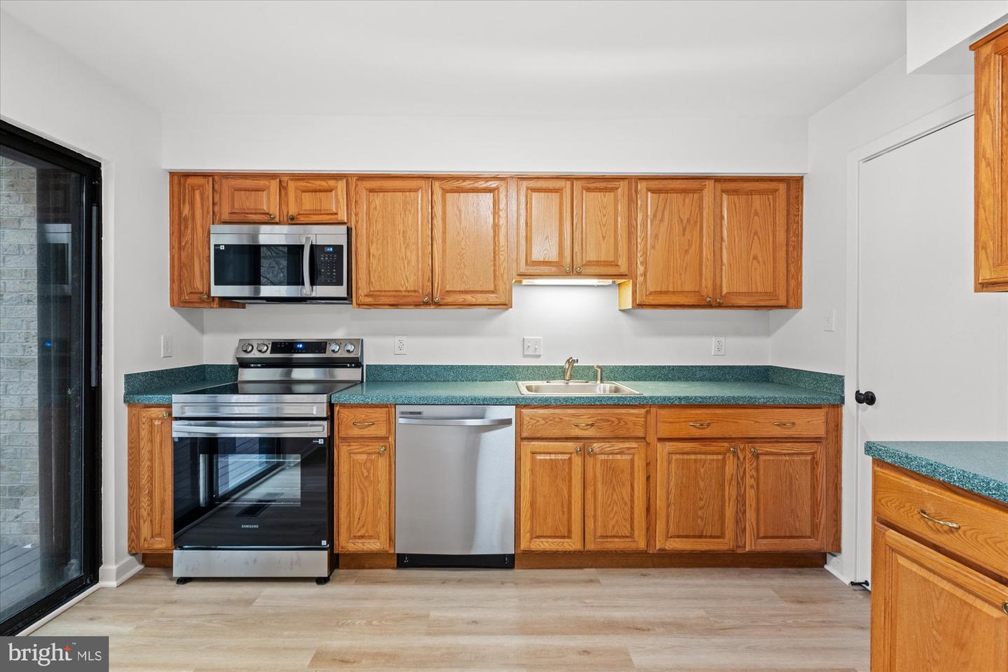 4712 DEER RUN CT, ALEXANDRIA, Virginia 22306, 4 Bedrooms Bedrooms, ,3 BathroomsBathrooms,Residential,For sale,4712 DEER RUN CT,VAFX2291312 MLS # VAFX2291312