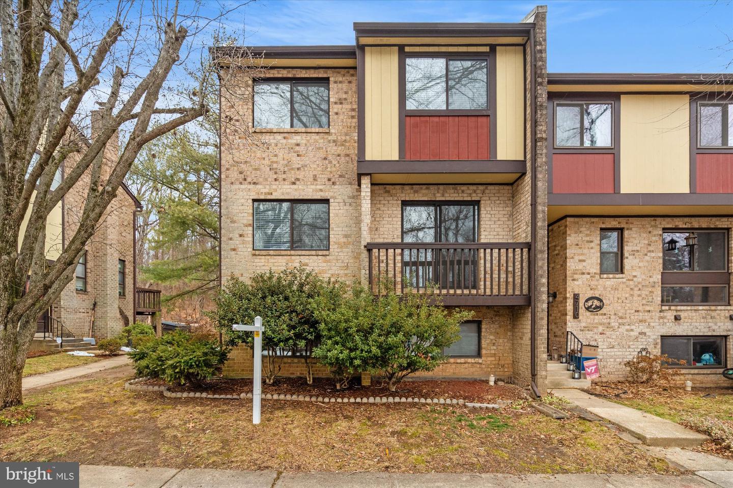 4712 DEER RUN CT, ALEXANDRIA, Virginia 22306, 4 Bedrooms Bedrooms, ,3 BathroomsBathrooms,Residential,For sale,4712 DEER RUN CT,VAFX2291312 MLS # VAFX2291312