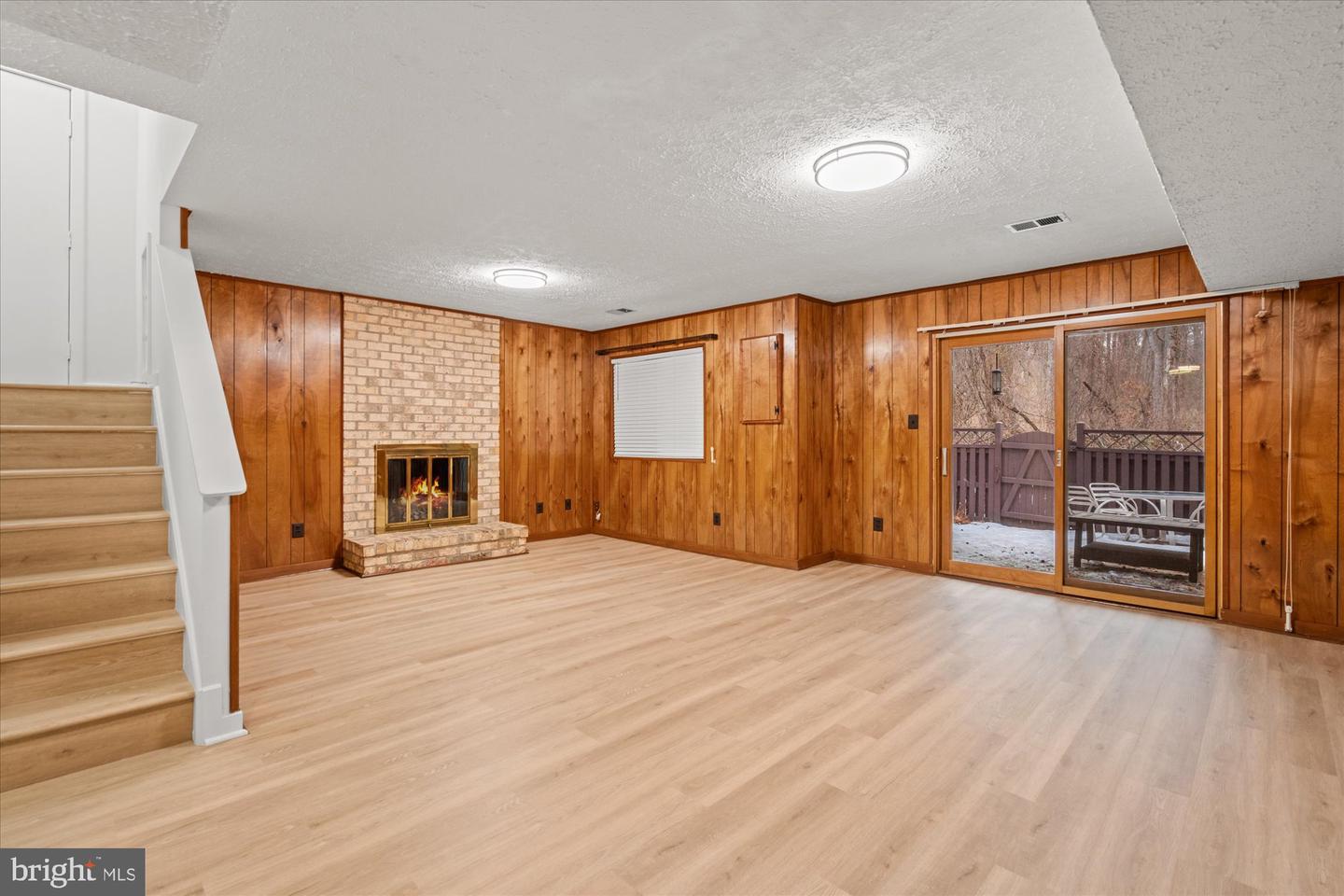 4712 DEER RUN CT, ALEXANDRIA, Virginia 22306, 4 Bedrooms Bedrooms, ,3 BathroomsBathrooms,Residential,For sale,4712 DEER RUN CT,VAFX2291312 MLS # VAFX2291312