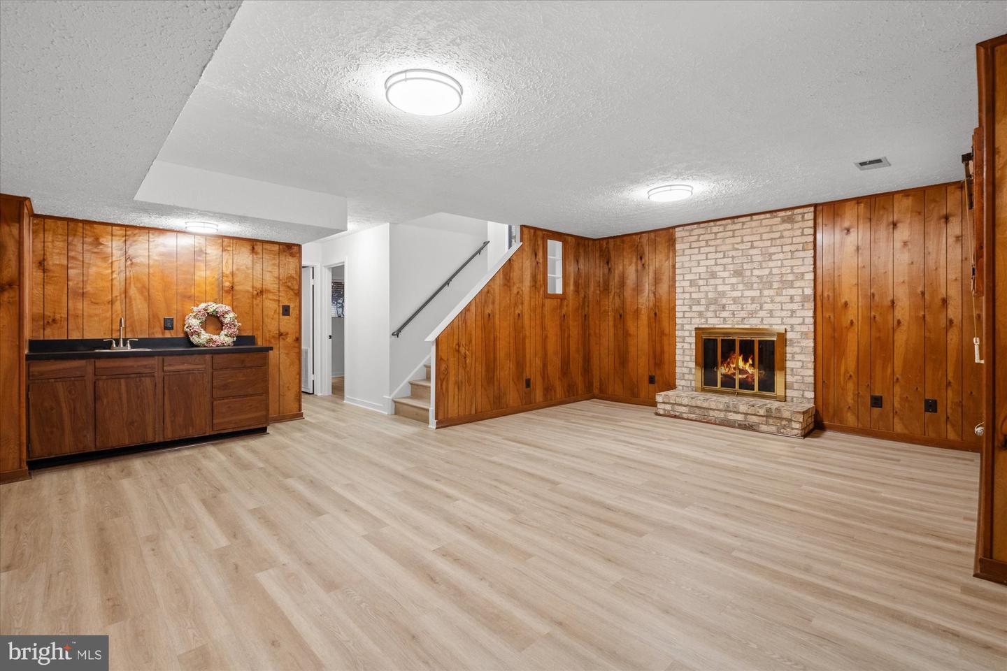 4712 DEER RUN CT, ALEXANDRIA, Virginia 22306, 4 Bedrooms Bedrooms, ,3 BathroomsBathrooms,Residential,For sale,4712 DEER RUN CT,VAFX2291312 MLS # VAFX2291312