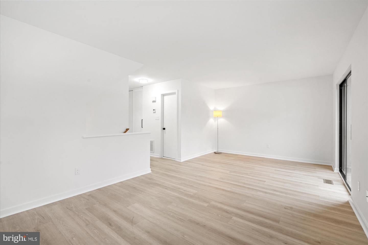 4712 DEER RUN CT, ALEXANDRIA, Virginia 22306, 4 Bedrooms Bedrooms, ,3 BathroomsBathrooms,Residential,For sale,4712 DEER RUN CT,VAFX2291312 MLS # VAFX2291312