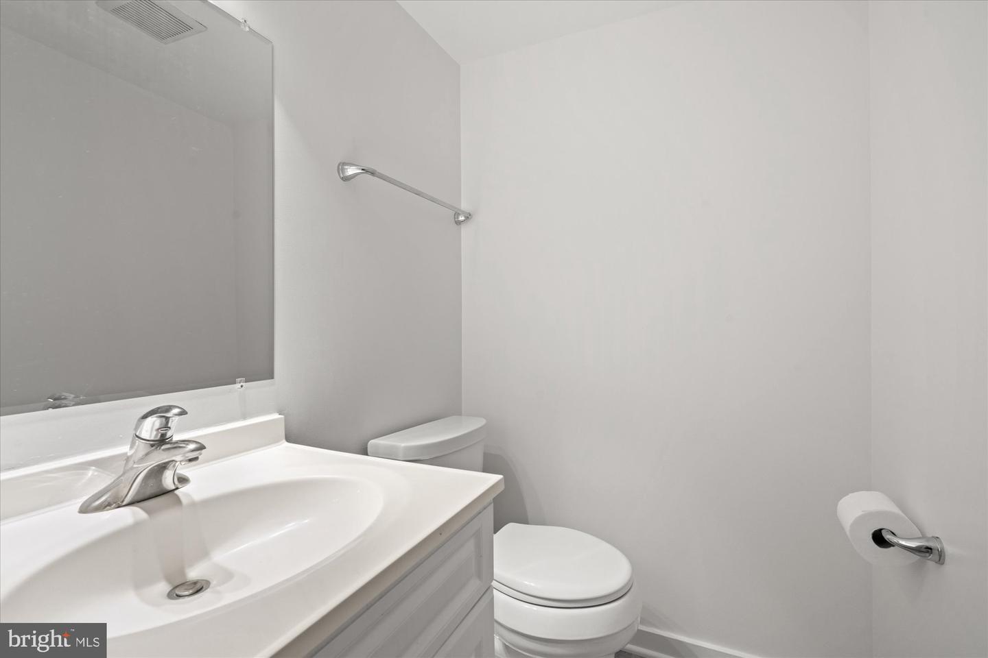 4712 DEER RUN CT, ALEXANDRIA, Virginia 22306, 4 Bedrooms Bedrooms, ,3 BathroomsBathrooms,Residential,For sale,4712 DEER RUN CT,VAFX2291312 MLS # VAFX2291312