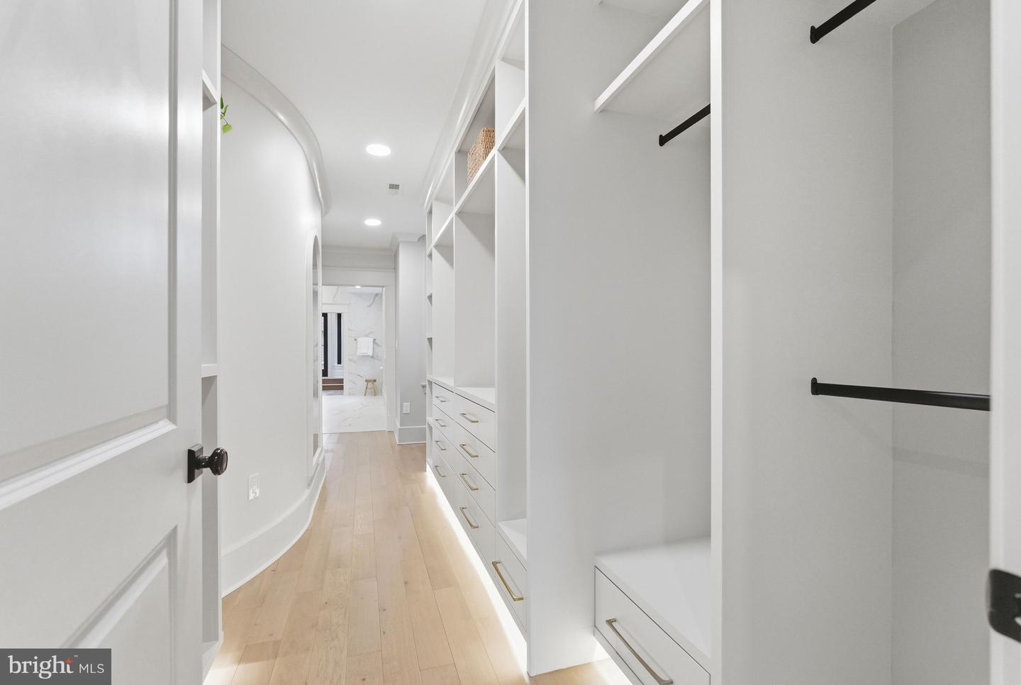 1816 BELMONT RD NW, WASHINGTON, District Of Columbia 20009, 6 Bedrooms Bedrooms, ,6 BathroomsBathrooms,Residential,For sale,1816 BELMONT RD NW,DCDC2246470 MLS # DCDC2246470