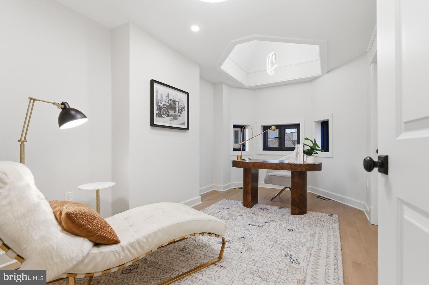 1816 BELMONT RD NW, WASHINGTON, District Of Columbia 20009, 6 Bedrooms Bedrooms, ,6 BathroomsBathrooms,Residential,For sale,1816 BELMONT RD NW,DCDC2246470 MLS # DCDC2246470