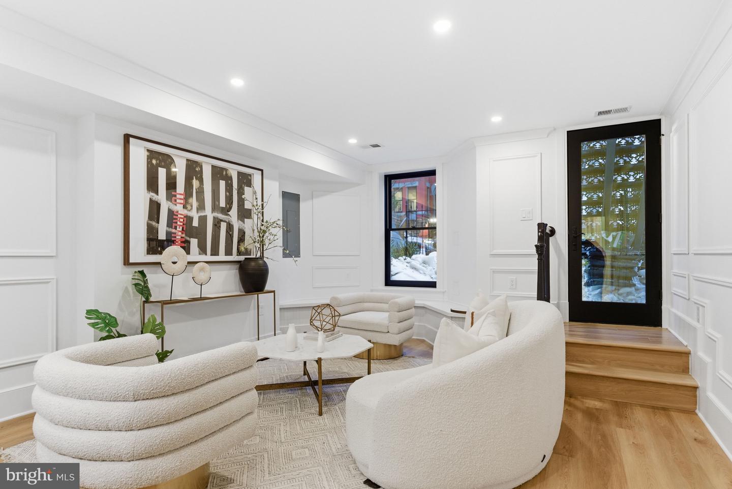 1816 BELMONT RD NW, WASHINGTON, District Of Columbia 20009, 6 Bedrooms Bedrooms, ,6 BathroomsBathrooms,Residential,For sale,1816 BELMONT RD NW,DCDC2246470 MLS # DCDC2246470