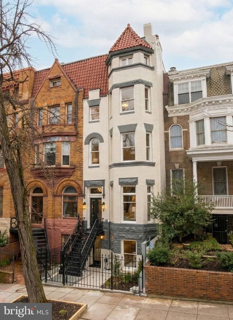 1816 BELMONT RD NW, WASHINGTON, District Of Columbia 20009, 6 Bedrooms Bedrooms, ,6 BathroomsBathrooms,Residential,For sale,1816 BELMONT RD NW,DCDC2246470 MLS # DCDC2246470