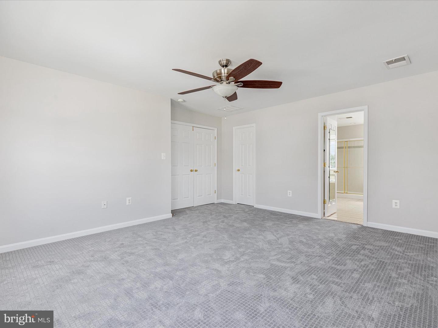 118 JENNY CT, STRASBURG, Virginia 22657, 5 Bedrooms Bedrooms, ,3 BathroomsBathrooms,Residential,For sale,118 JENNY CT,VASH2013598 MLS # VASH2013598