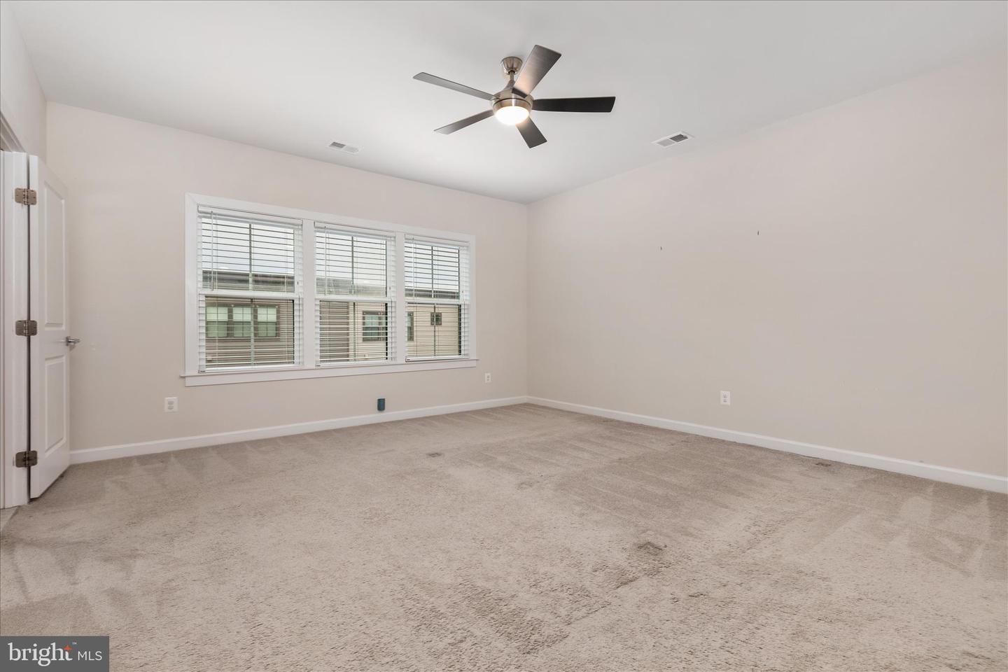 12910 SUNRISE RIDGE ALY #60, HERNDON, Virginia 20171, 3 Bedrooms Bedrooms, 6 Rooms Rooms,2 BathroomsBathrooms,Residential,For sale,12910 SUNRISE RIDGE ALY #60,VAFX2291432 MLS # VAFX2291432