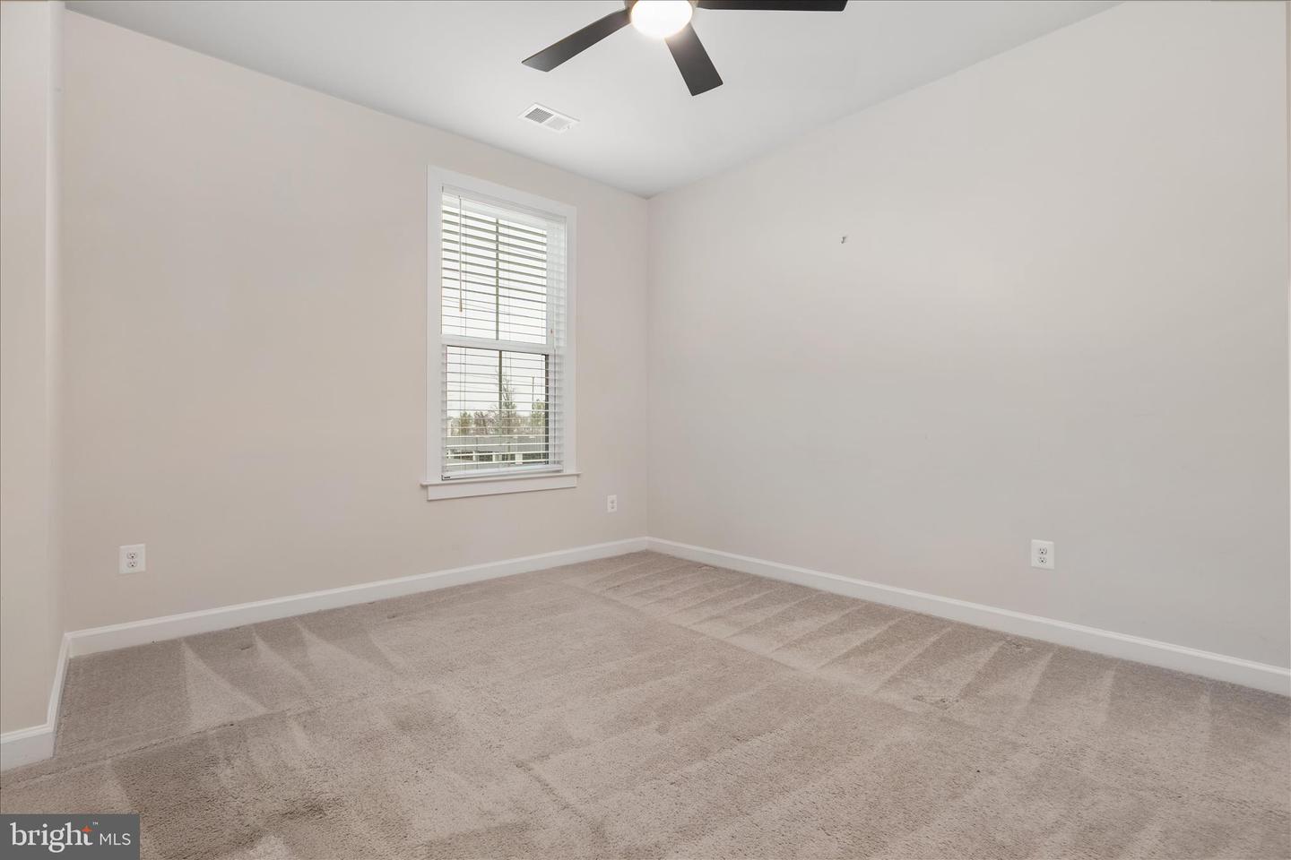 12910 SUNRISE RIDGE ALY #60, HERNDON, Virginia 20171, 3 Bedrooms Bedrooms, 6 Rooms Rooms,2 BathroomsBathrooms,Residential,For sale,12910 SUNRISE RIDGE ALY #60,VAFX2291432 MLS # VAFX2291432