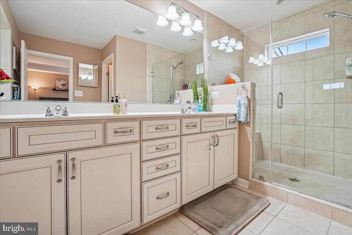 6804 BRYSON CIR, HAYMARKET, Virginia 20169, 3 Bedrooms Bedrooms, ,3 BathroomsBathrooms,Residential,For sale,6804 BRYSON CIR,VAPW2112608 MLS # VAPW2112608