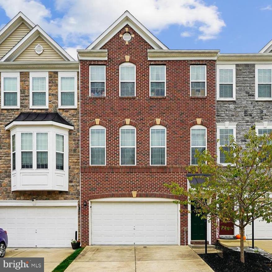 6804 BRYSON CIR, HAYMARKET, Virginia 20169, 3 Bedrooms Bedrooms, ,3 BathroomsBathrooms,Residential,For sale,6804 BRYSON CIR,VAPW2112608 MLS # VAPW2112608