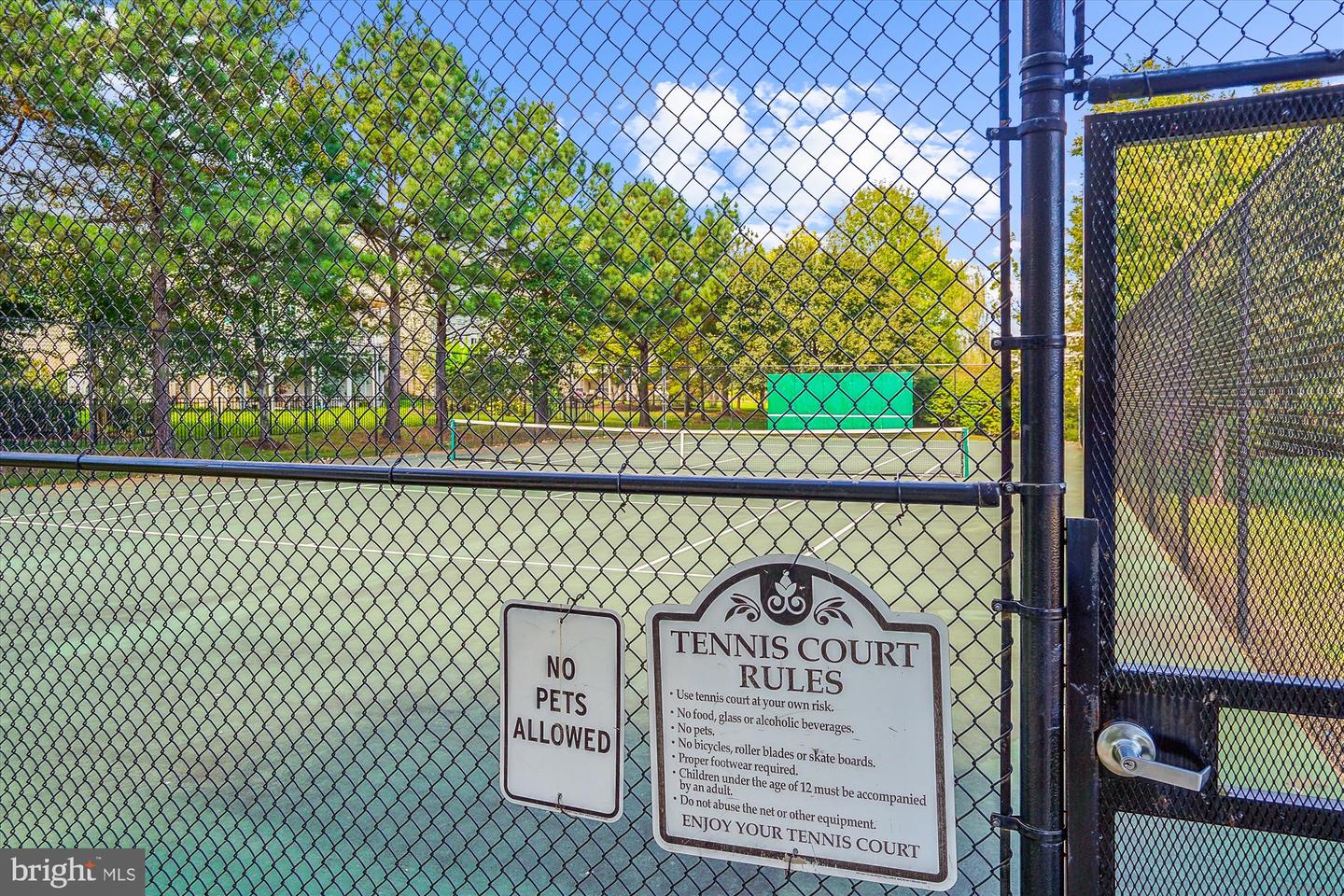 6804 BRYSON CIR, HAYMARKET, Virginia 20169, 3 Bedrooms Bedrooms, ,3 BathroomsBathrooms,Residential,For sale,6804 BRYSON CIR,VAPW2112608 MLS # VAPW2112608