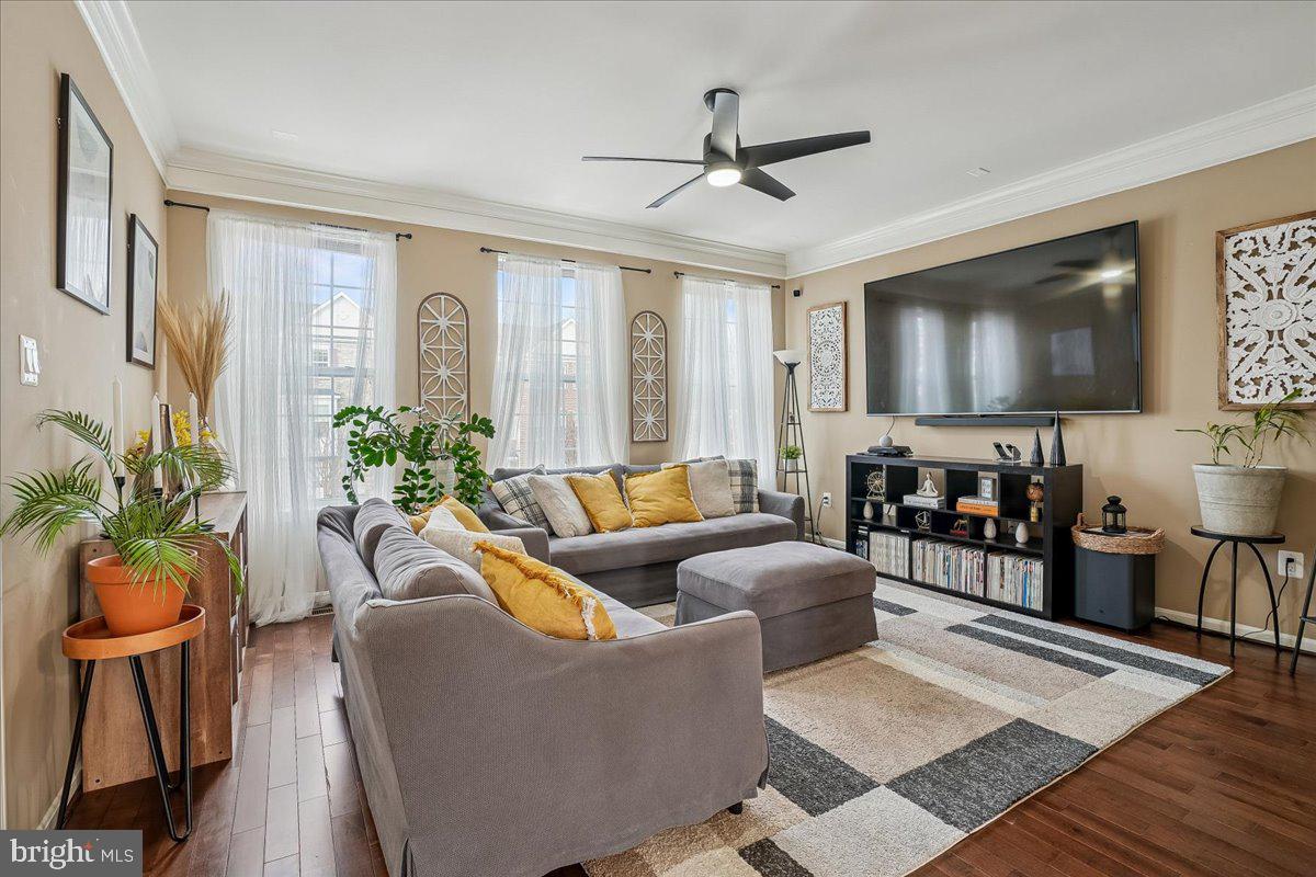 6804 BRYSON CIR, HAYMARKET, Virginia 20169, 3 Bedrooms Bedrooms, ,3 BathroomsBathrooms,Residential,For sale,6804 BRYSON CIR,VAPW2112608 MLS # VAPW2112608