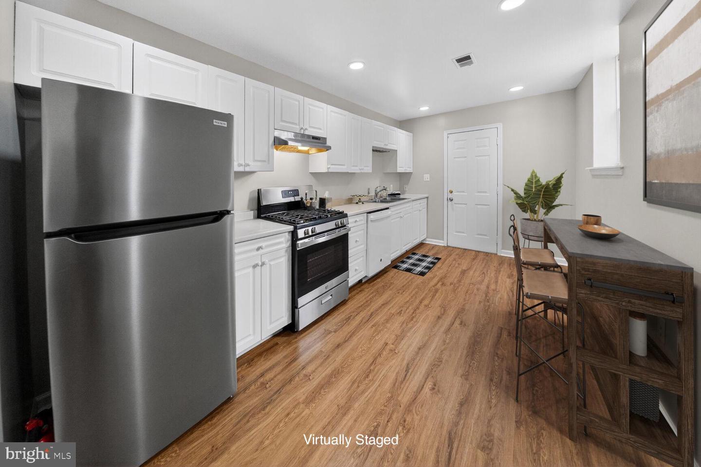 46 FLORIDA AVE NW, WASHINGTON, District Of Columbia 20001, 5 Bedrooms Bedrooms, ,3 BathroomsBathrooms,Residential,For sale,46 FLORIDA AVE NW,DCDC2246504 MLS # DCDC2246504