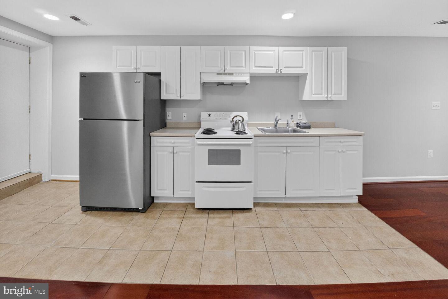 46 FLORIDA AVE NW, WASHINGTON, District Of Columbia 20001, 5 Bedrooms Bedrooms, ,3 BathroomsBathrooms,Residential,For sale,46 FLORIDA AVE NW,DCDC2246504 MLS # DCDC2246504