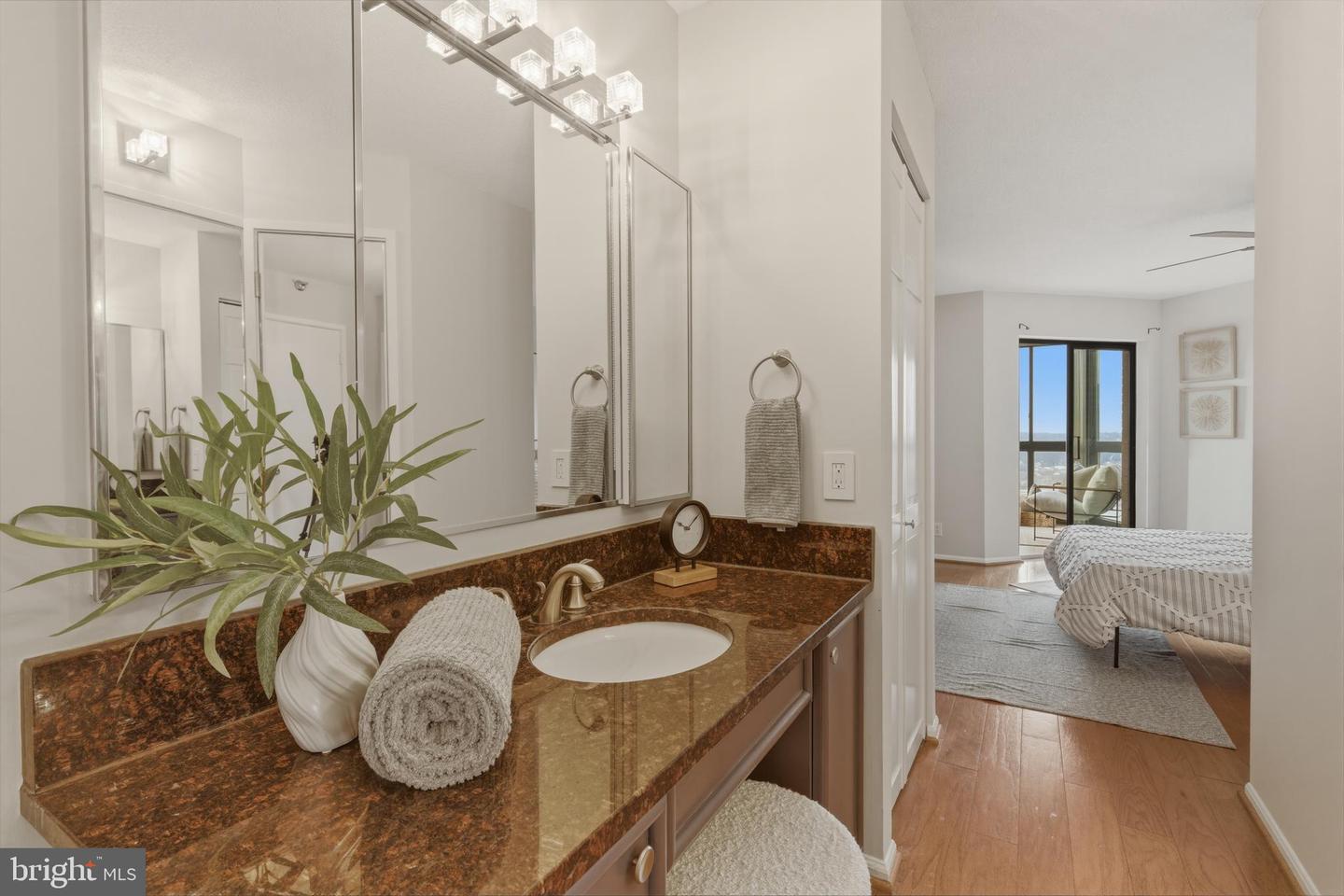 900 N STAFFORD ST #1909, ARLINGTON, Virginia 22203, 1 Bedroom Bedrooms, ,1 BathroomBathrooms,Residential,For sale,900 N STAFFORD ST #1909,VAAR2068994 MLS # VAAR2068994